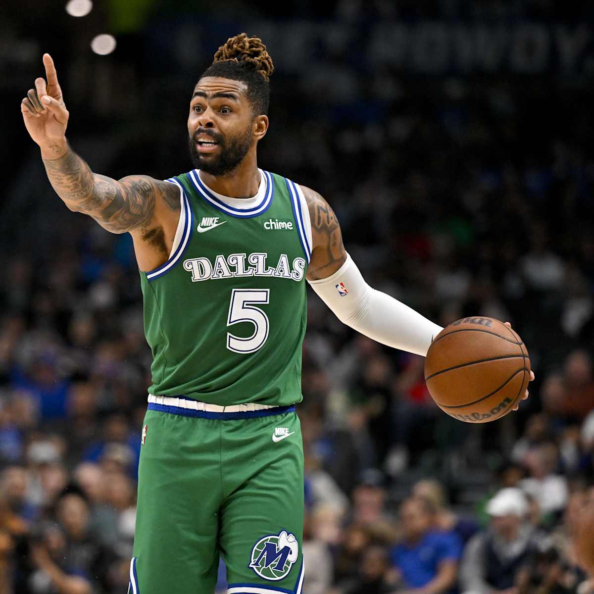 Lakers fans can't help but laugh if the latest D'Angelo Russell rumor is true