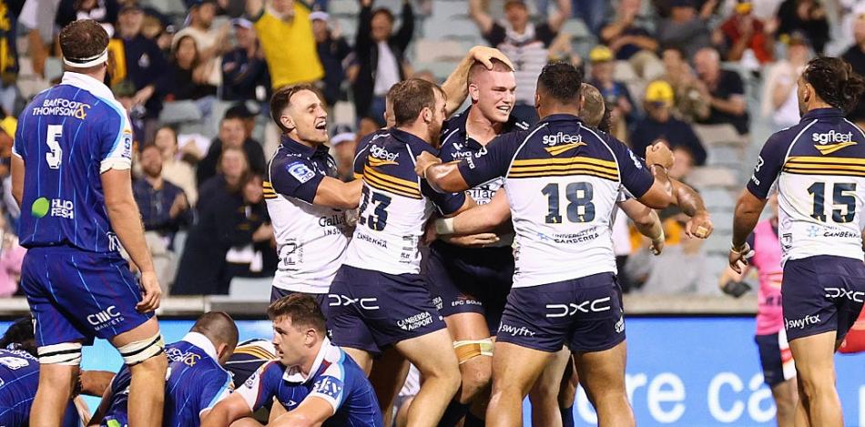 Late Charlie Cale heroics saves Brumbies from Blues blushes